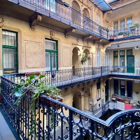 Opera Apartament *